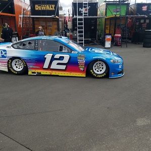 Meet your Posher, Marc